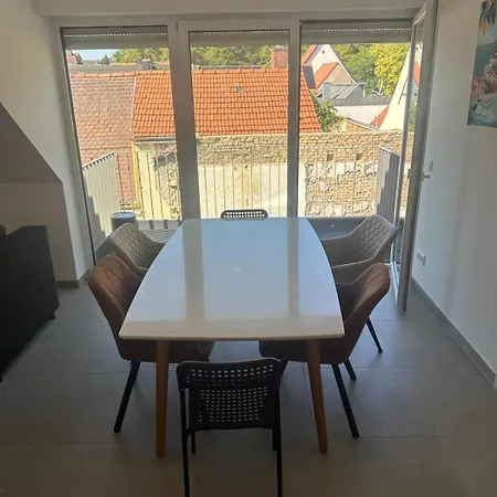 Neubau 4 Schlafzimmer, Wohnkueche Balkon Und Parkplatz Appartamento Wörrstadt